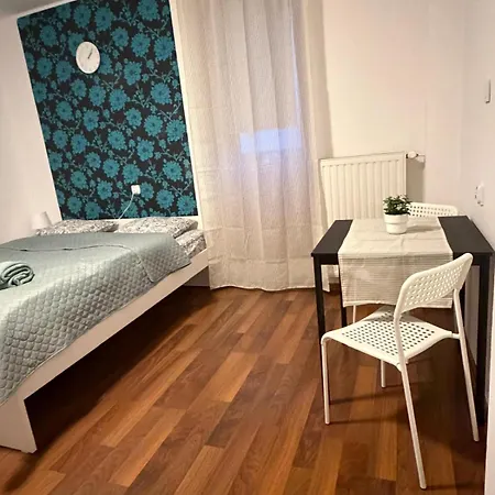 Izba Pod śnieżką Hotel *