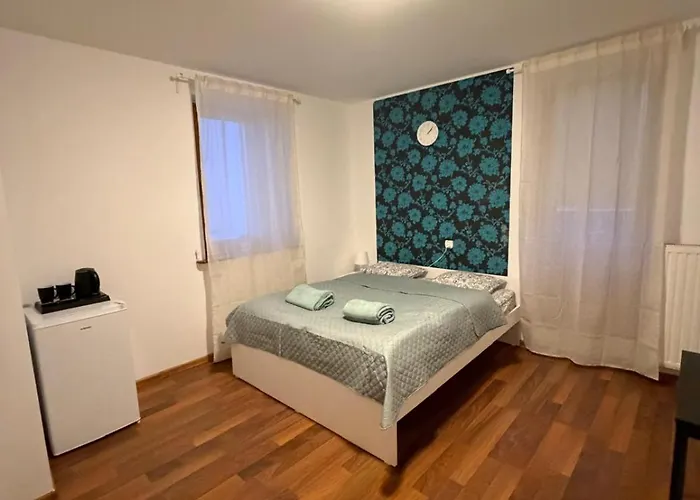 Izba Pod śnieżką Hotel *